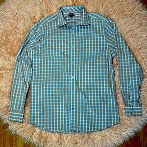 GAP 16-16/1,2. L size mans dress shirt excellent condition